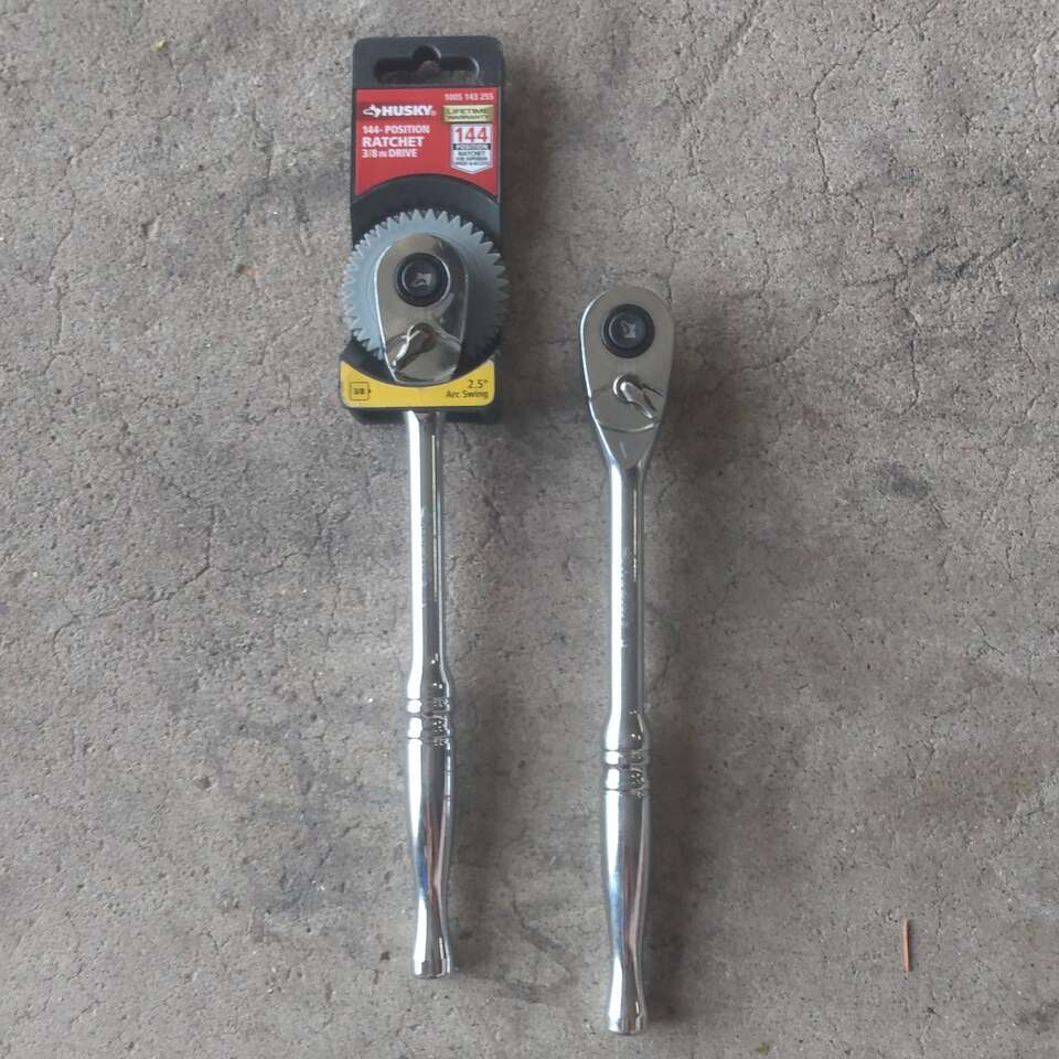 Husky 144 position 3/8 ratchet