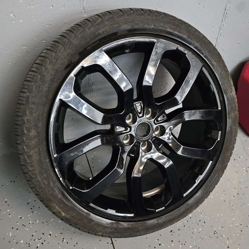 22" Range Rover 5004 OEM Rim