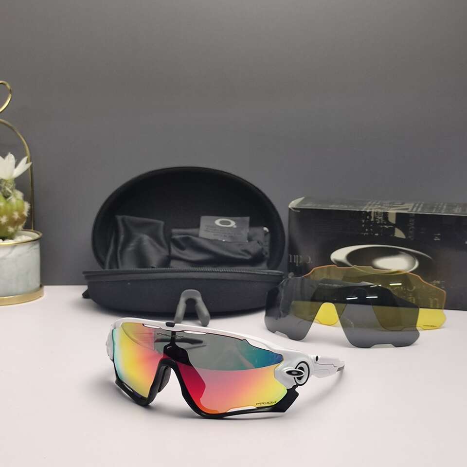 Oakleys Jawbreaker Sunglasses