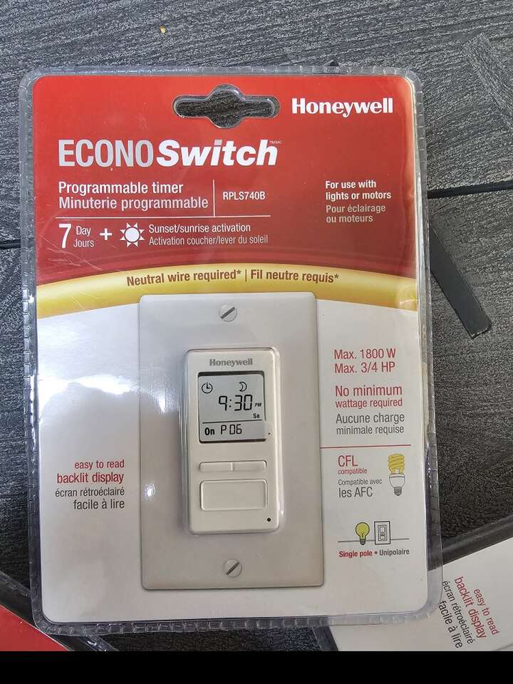 Econoswitch. 3x$100
