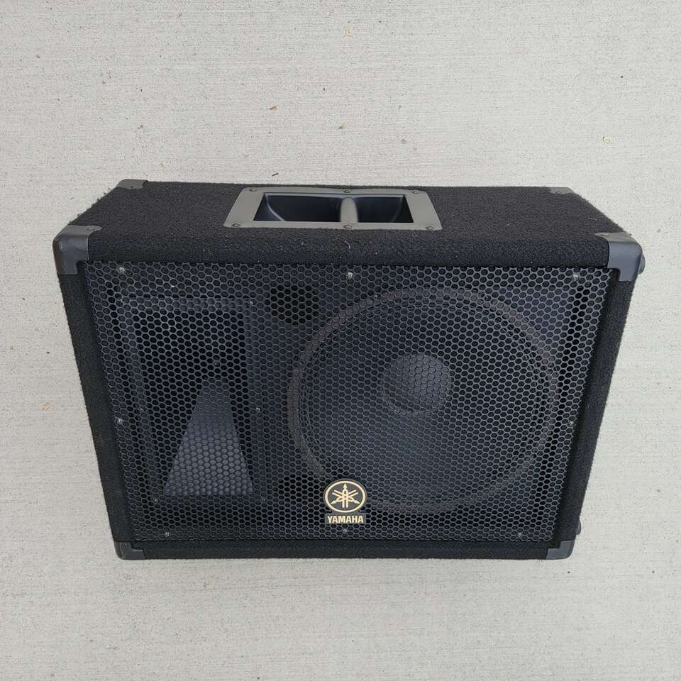 Yamaha BR12M Passive Stage … Musical Instruments