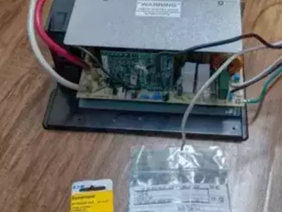 RV 12 volt converter WF-8955-AD-MBA