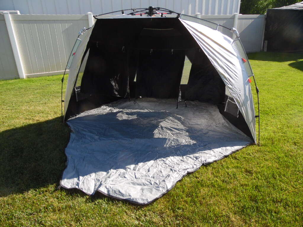 4 To 6 Person East Hills Outdoors EasyUp Beach Tent