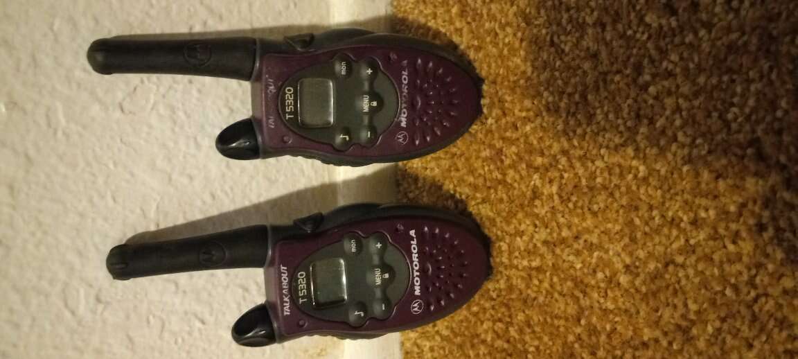 2 way walkie talkies 