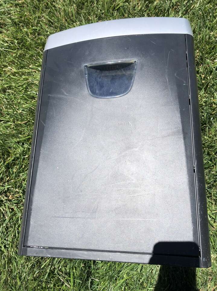 Fellows DMV12C Cross Cut Shredder