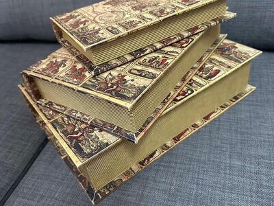 Book Boxes Decore