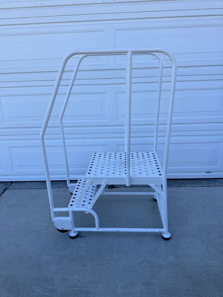 2 Step Ladder With Platform