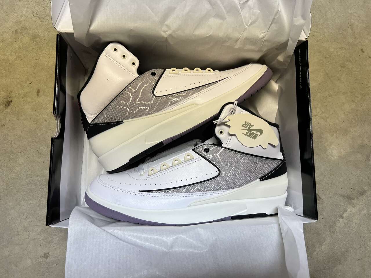 Nike Air Jordan 2 Retro Python - Size 11 - NEW - DR8884-102