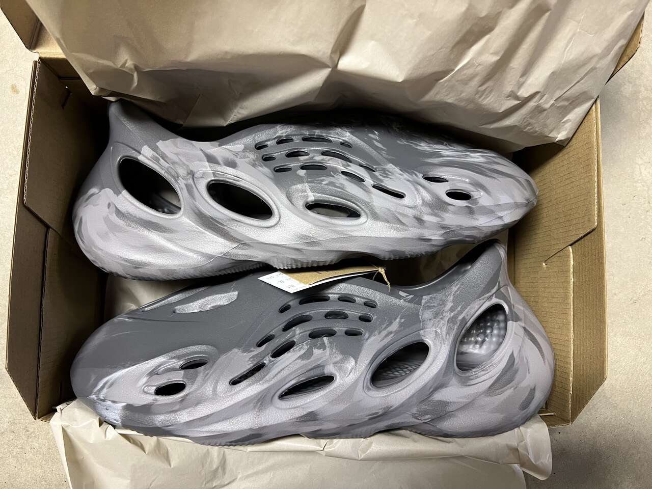 Adidas Yeezy Foam Runner Granite Gray - Size 12 - NEW - IE4931