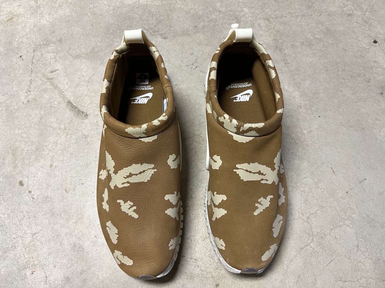 Nike Moc Flow x Undercover Brown Shoes - Size 11 - DV5593-200