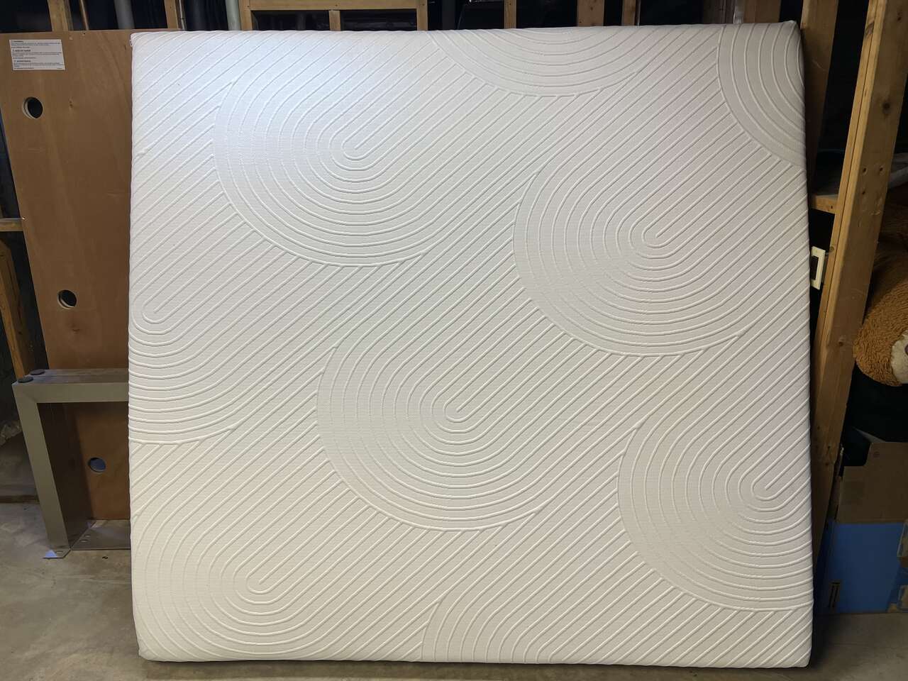 King Size Mattress For Sale - Brand New - Very Comfortable!