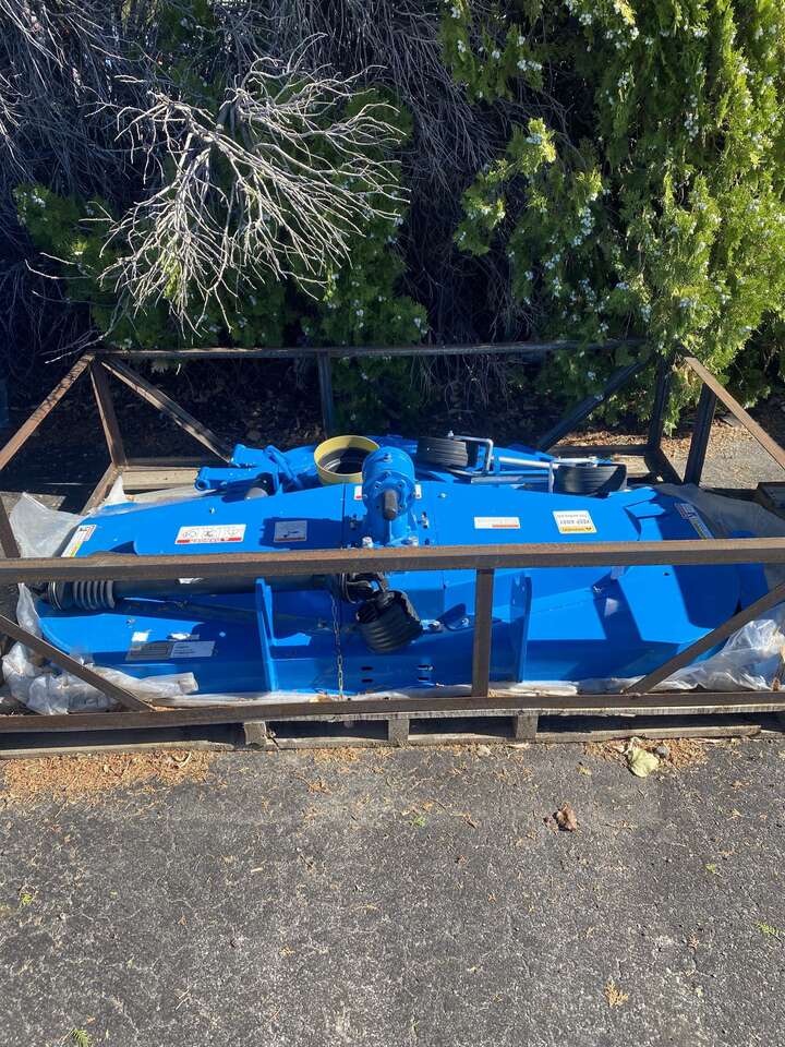LS Tractor 72 FINISH MOWER LM31721