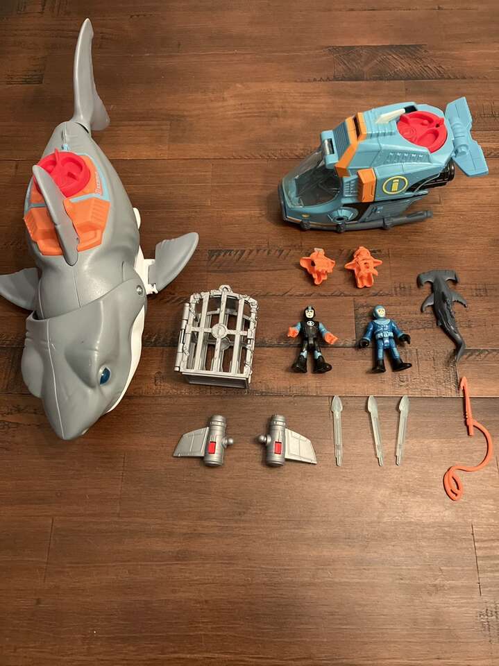 Imaginext Mega Bite Shark & Sub Playset