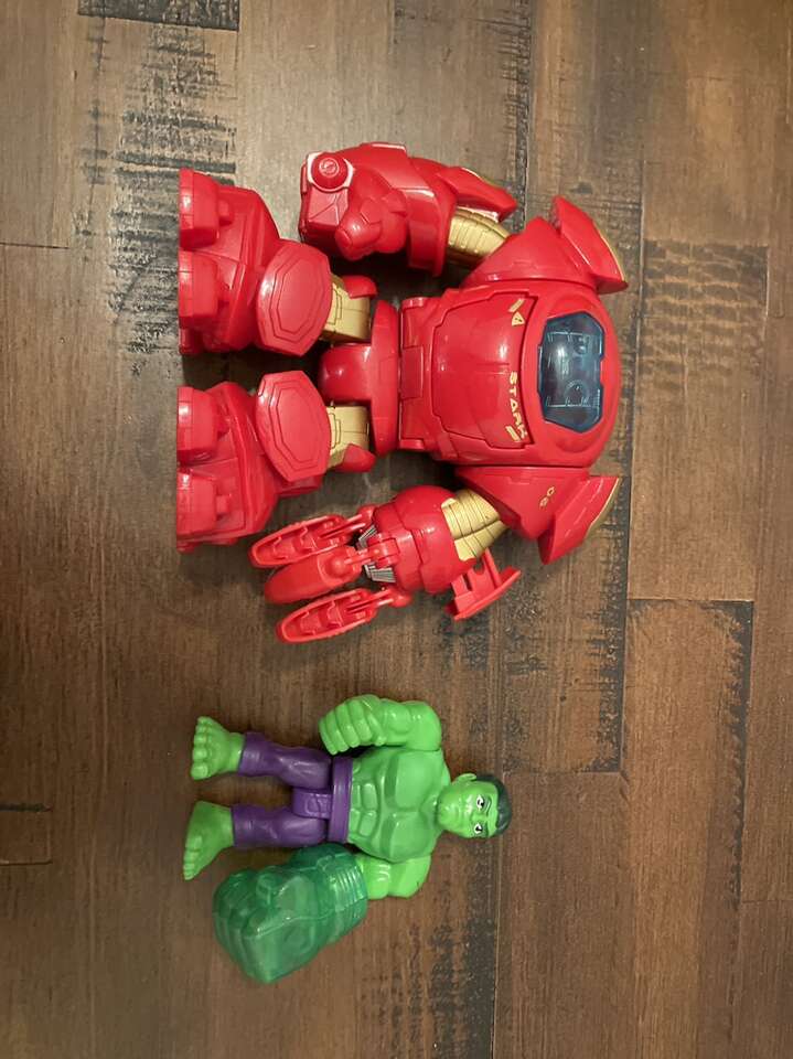 Marvel Iron Man Hulkbuster Suit & Hulk Fisher-Price Super Hero Squad