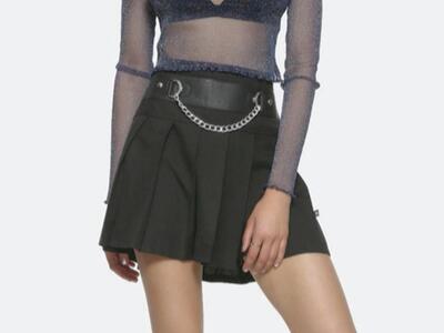 Royal Bones By Tripp Chain Pleated Skirt - Size Large (11)