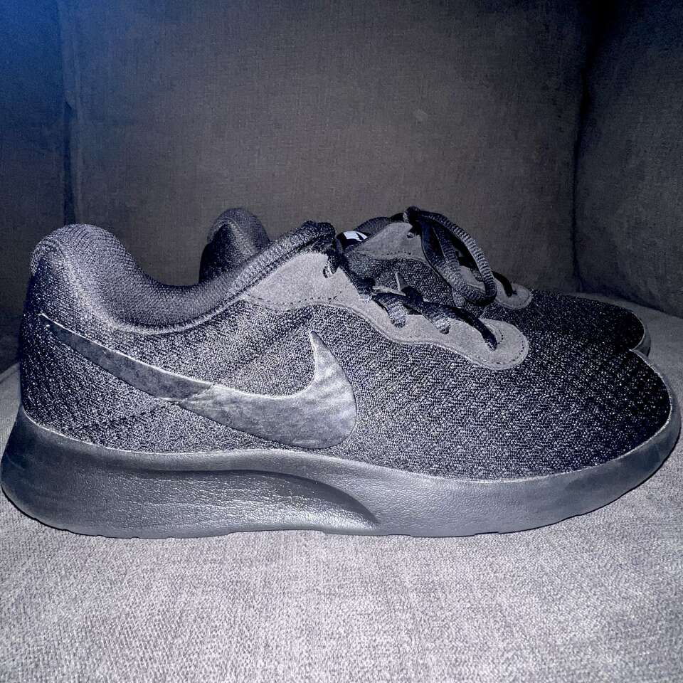 Nike Tanjun Sustainable Sneakers - Size 8