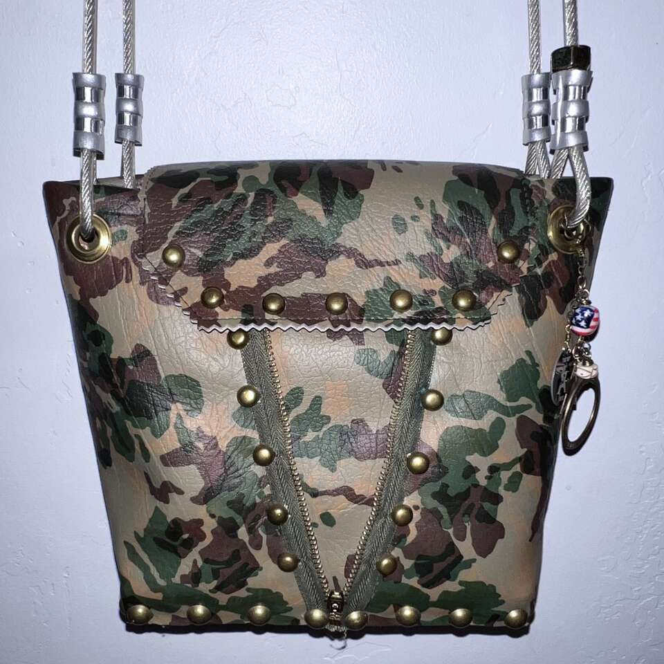 RARE Custom *TOM*BOY* TOTE Bag Purse - Floral Camo, Gold Rivets, USA Charms