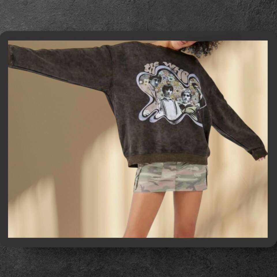 NEW Urban Outfitters The Who Graphic Overdyed Pullover Sweatshirt - L/XL