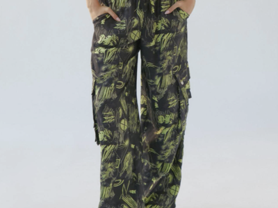 Urban Outfitters Dean Printed Cargo Pant - Size XL