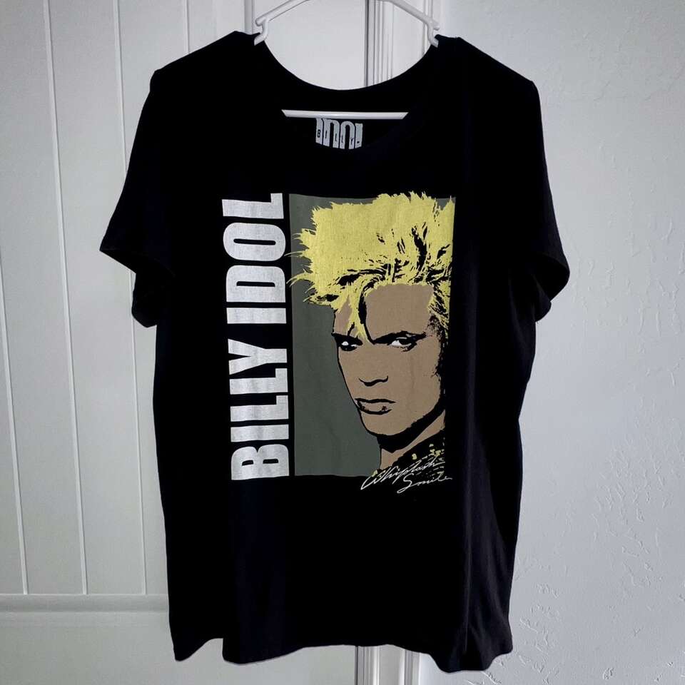 Torrid Billy Idol T-Shirt Size 2 Plus