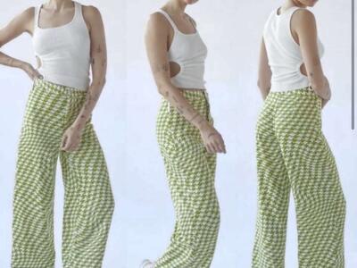 Urban Outfitters Olympia Print Pant - Size Medium