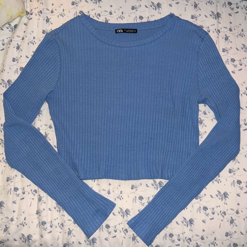 Zara Blue Ribbed Cropped Long Sleeve Shirt - Size Medium