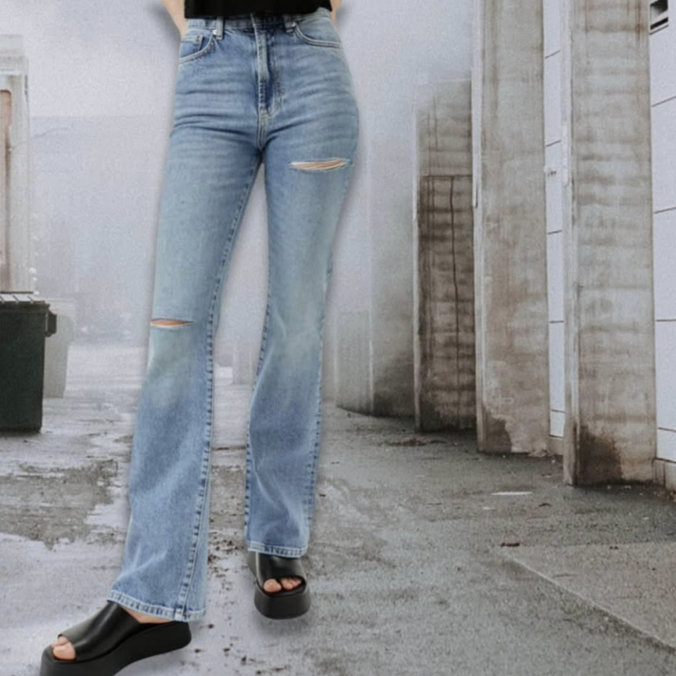 NWT Urban Outfitters BDG High-Waist Stretch Flare Jeans Women's Size 32