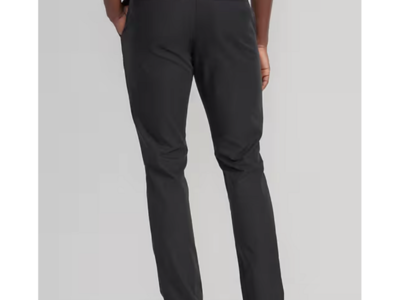 Old Navy Slim Tech Ultimate Chino Pants NEW - Classic Khaki Size 33/30