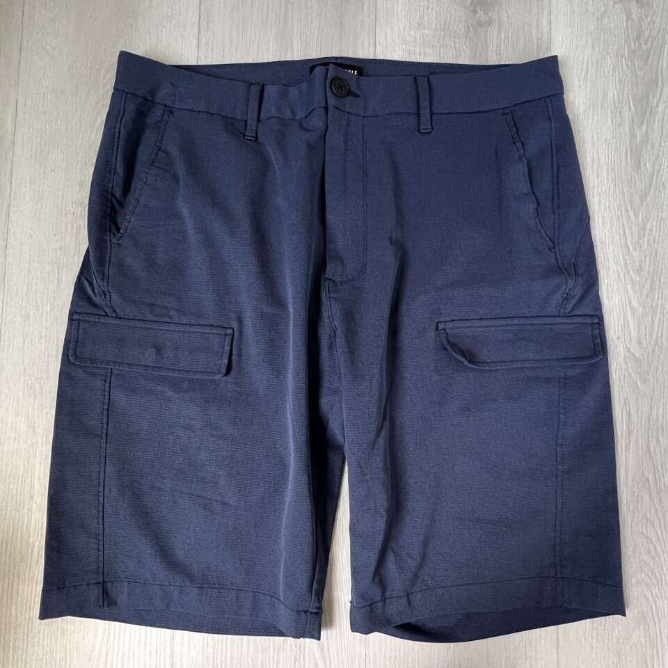 Kenneth Cole Cargo Shorts (not Reaction) in Navy Blue - Size 34
