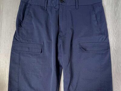 Kenneth Cole Cargo Shorts (not Reaction) in Navy Blue - Size 34