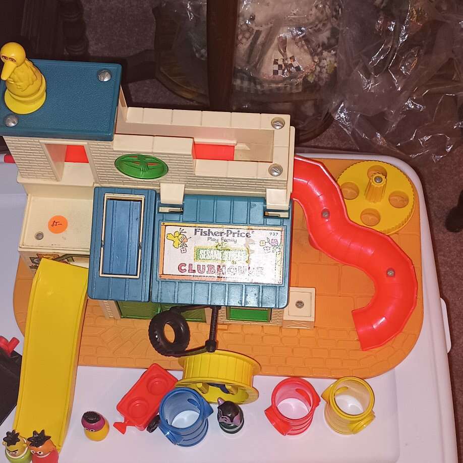 Fisher Price Sesame Street Clubhouse