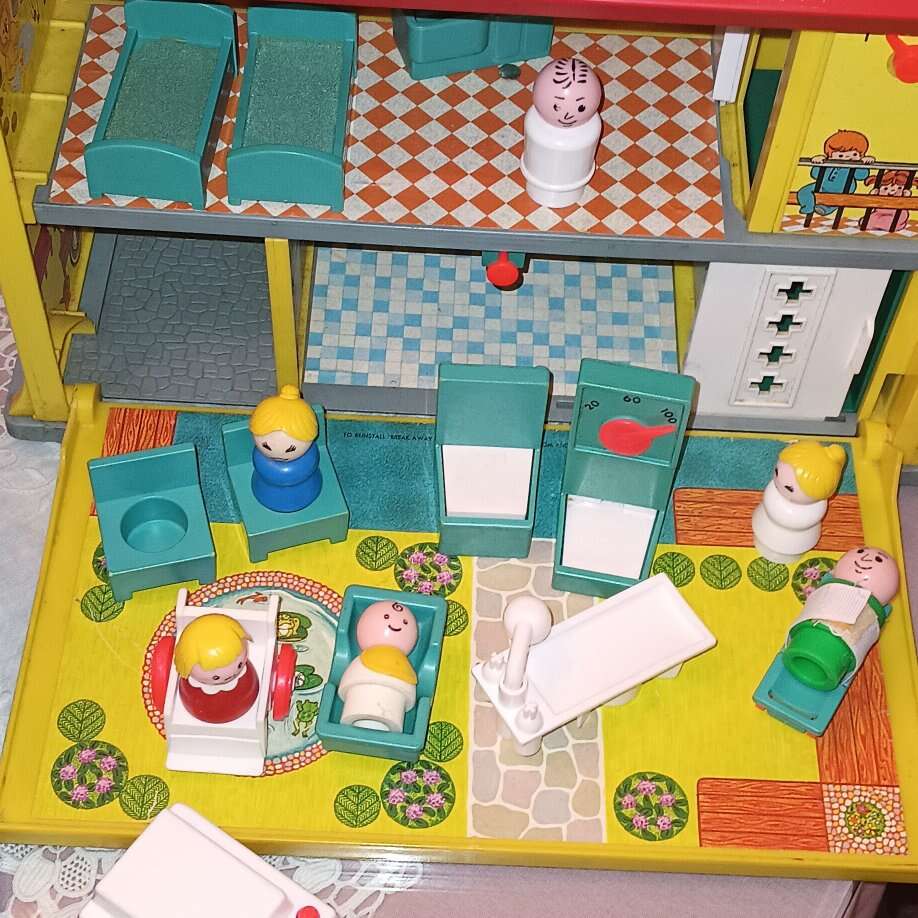 Fisher Price Little People Hospital