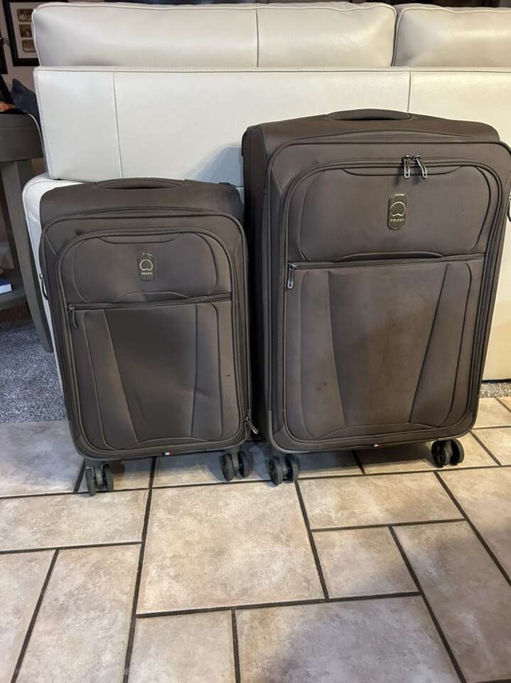 Beautiful Delsey Paris Expandable Luggage. 2 Pc
