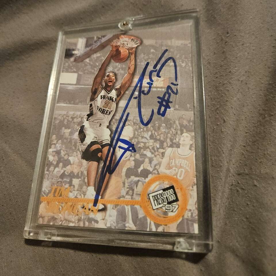 1997 PressPass Tim Duncan Signed Rookie card