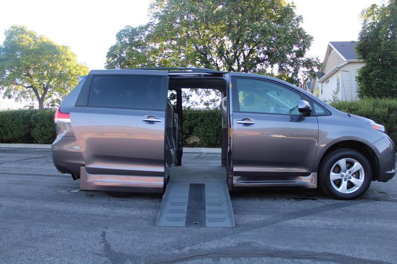 braunability toyota sienna