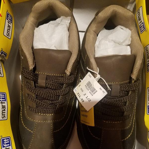 New Boys Shoes Size 2.5