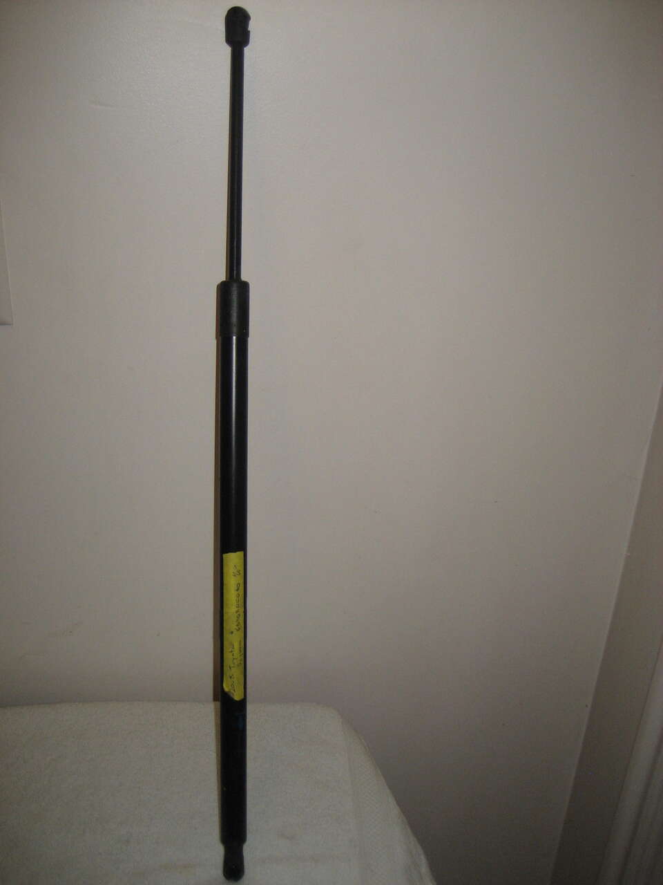 2008-2021 TOYOTA SEQUOIA  REAR GATE LIFT SUPORT