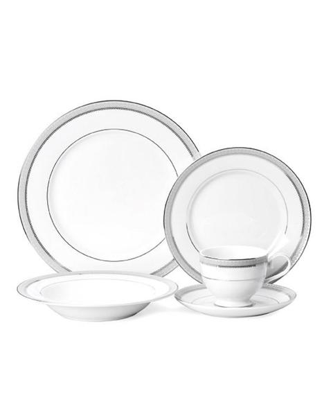 NEW in BOX! Mikasa 20 Piece China Set