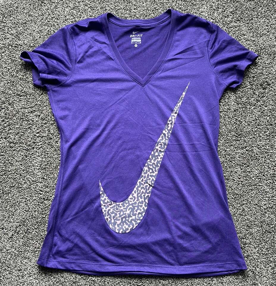 Nike Women's Purple V-Neck Top- Size M