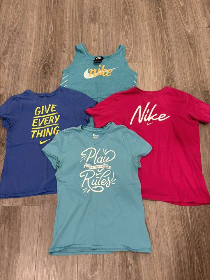 Nike Girl's Size Large Shirts (Short & Sleeveless)