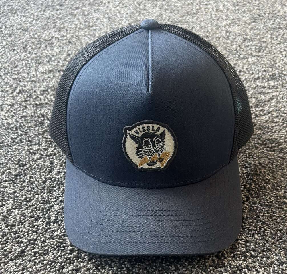 Like NEW! VISSLA Navy & Black Adjustable Mesh Hat