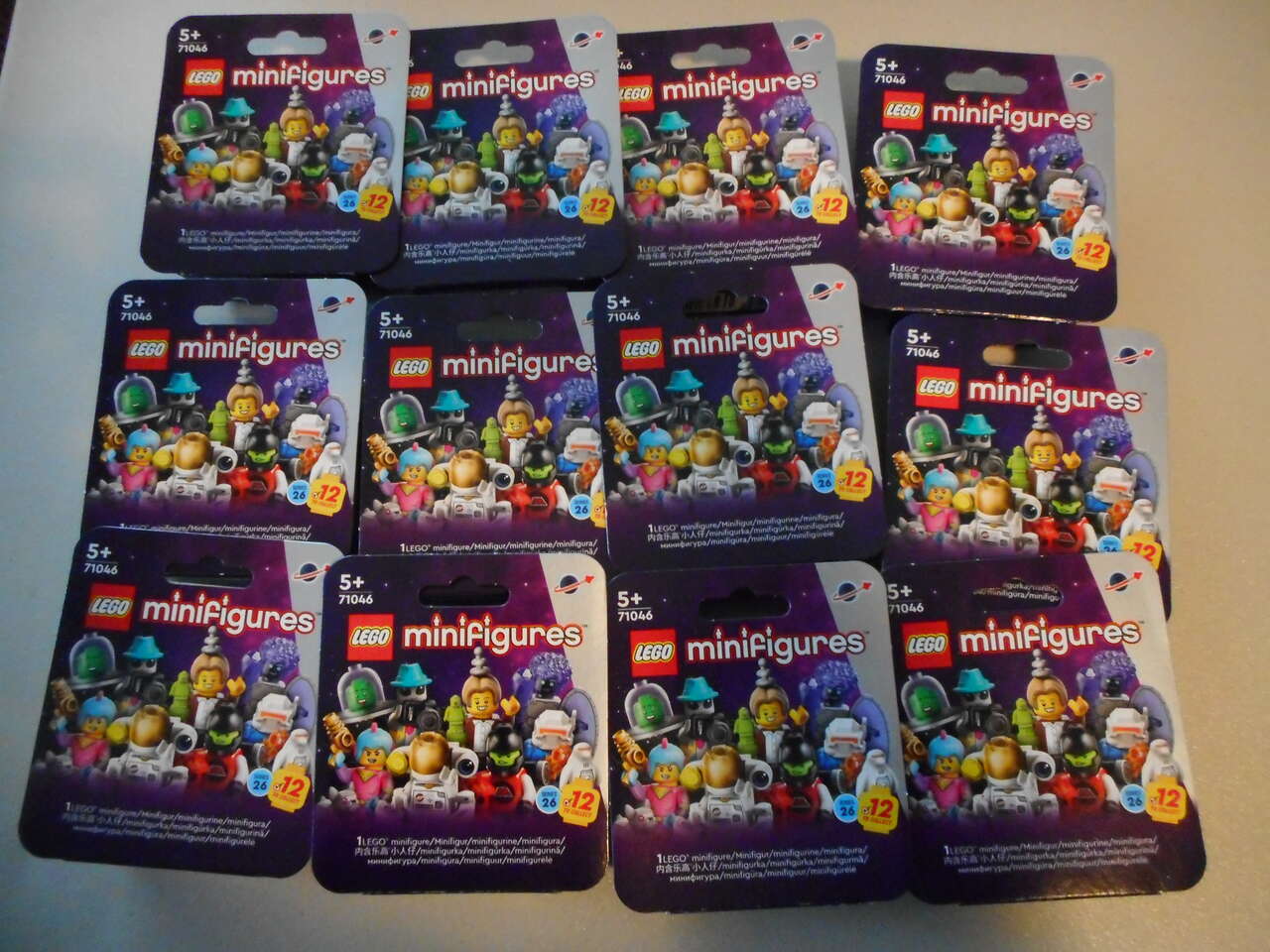 LEGO Collectible Minifigures series 26 ("Space"), complete set of 12, brand new and unopened
