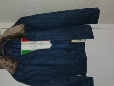 BV CLOTHING MEN'S JACKET Medium.(new)