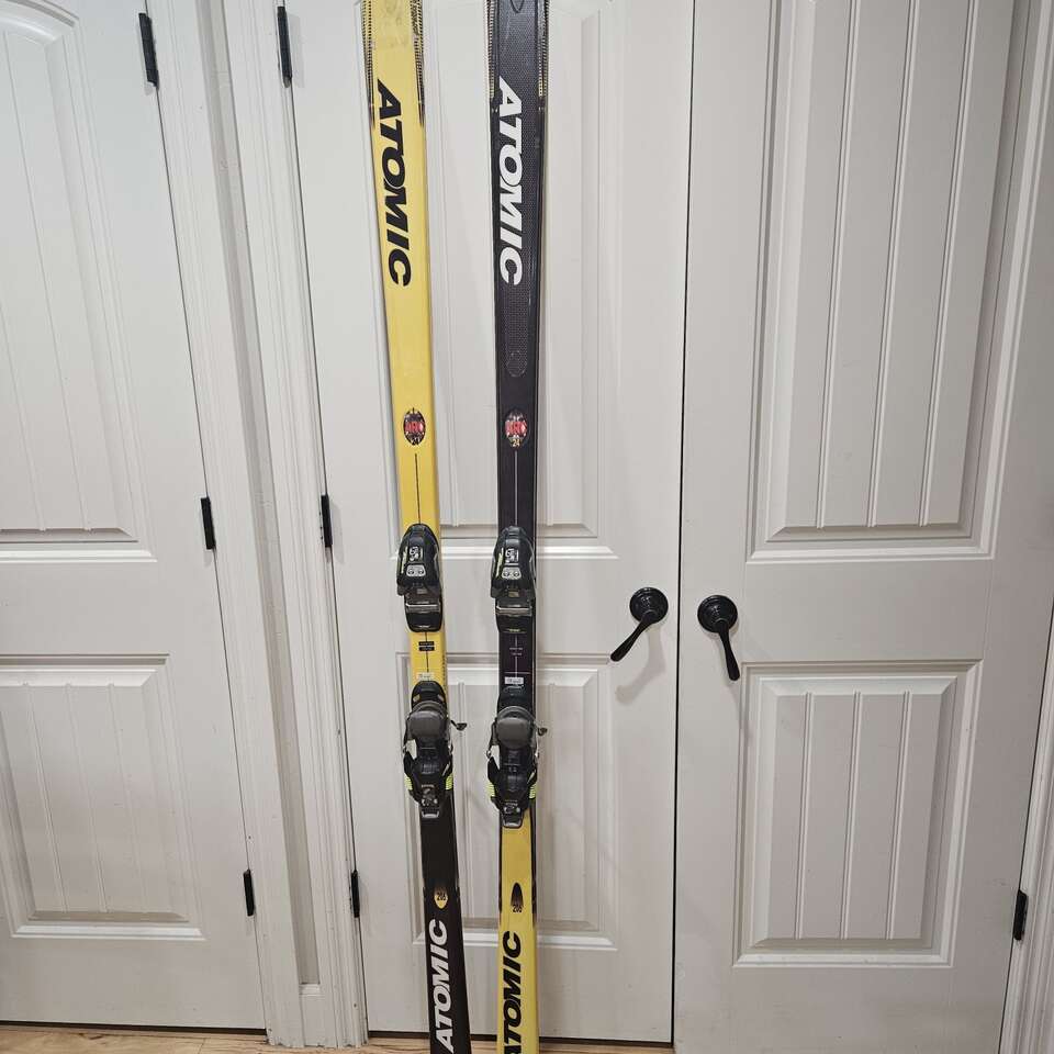 atomic arc 24. 206 skis