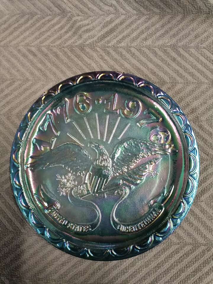 Carnival Glass BICENTENNIAL Plate