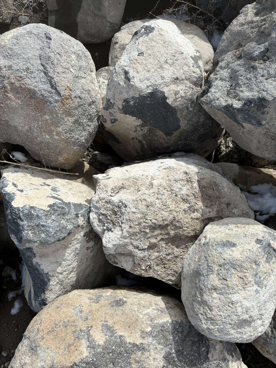 Landscape Boulders - Western Grey