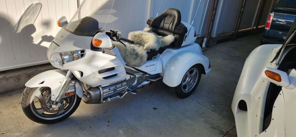 2005 goldwing trike