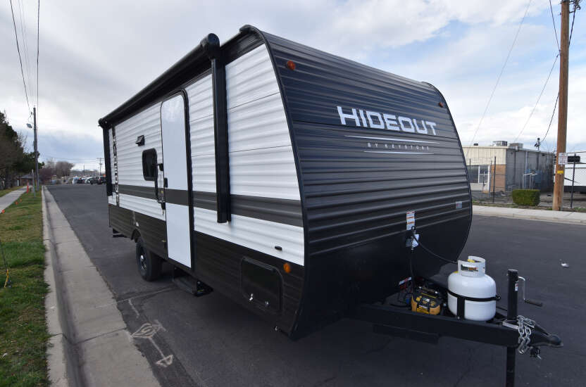 2024 Keystone Hideout 186SS