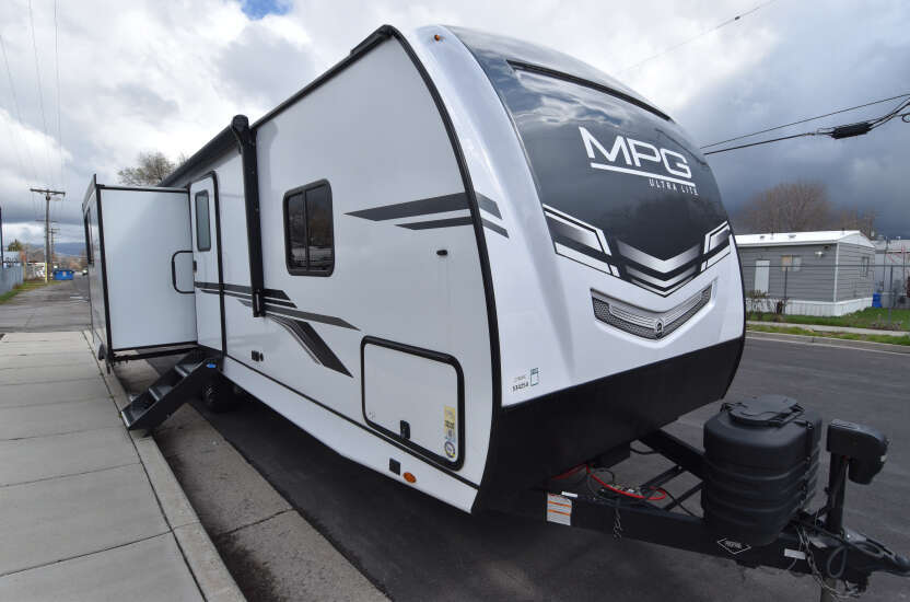 2024 CruiserMpg Ultra-lite MPG 2780RE Rear Living Room Rear Entertainment