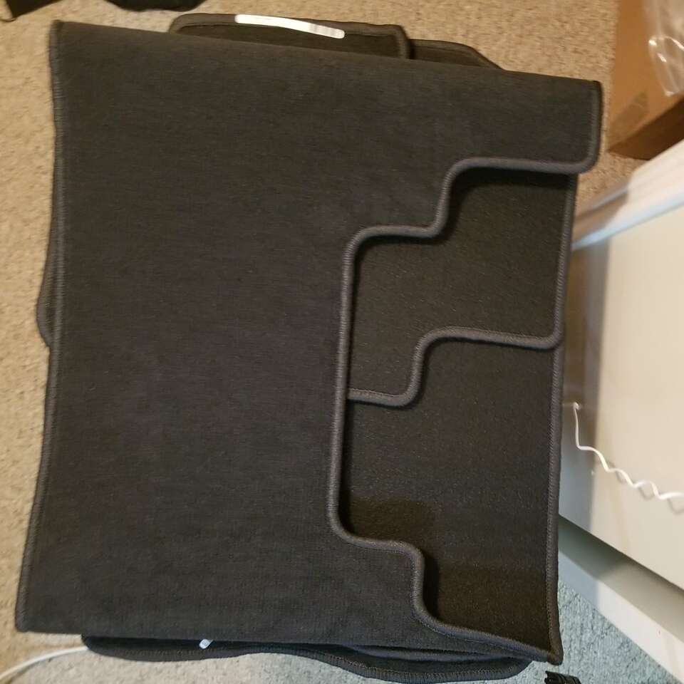 2017 Honda CRV OEM Carpet Mats